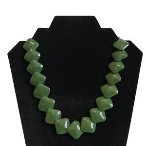 Green Flat Squared Beaded Single Strand Lightweight Fashion Statement Necklace